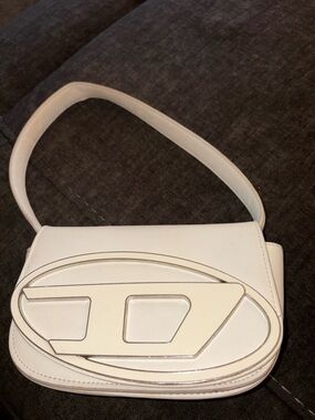 Diesel White Women's Shoulder Bag with Logo Accent